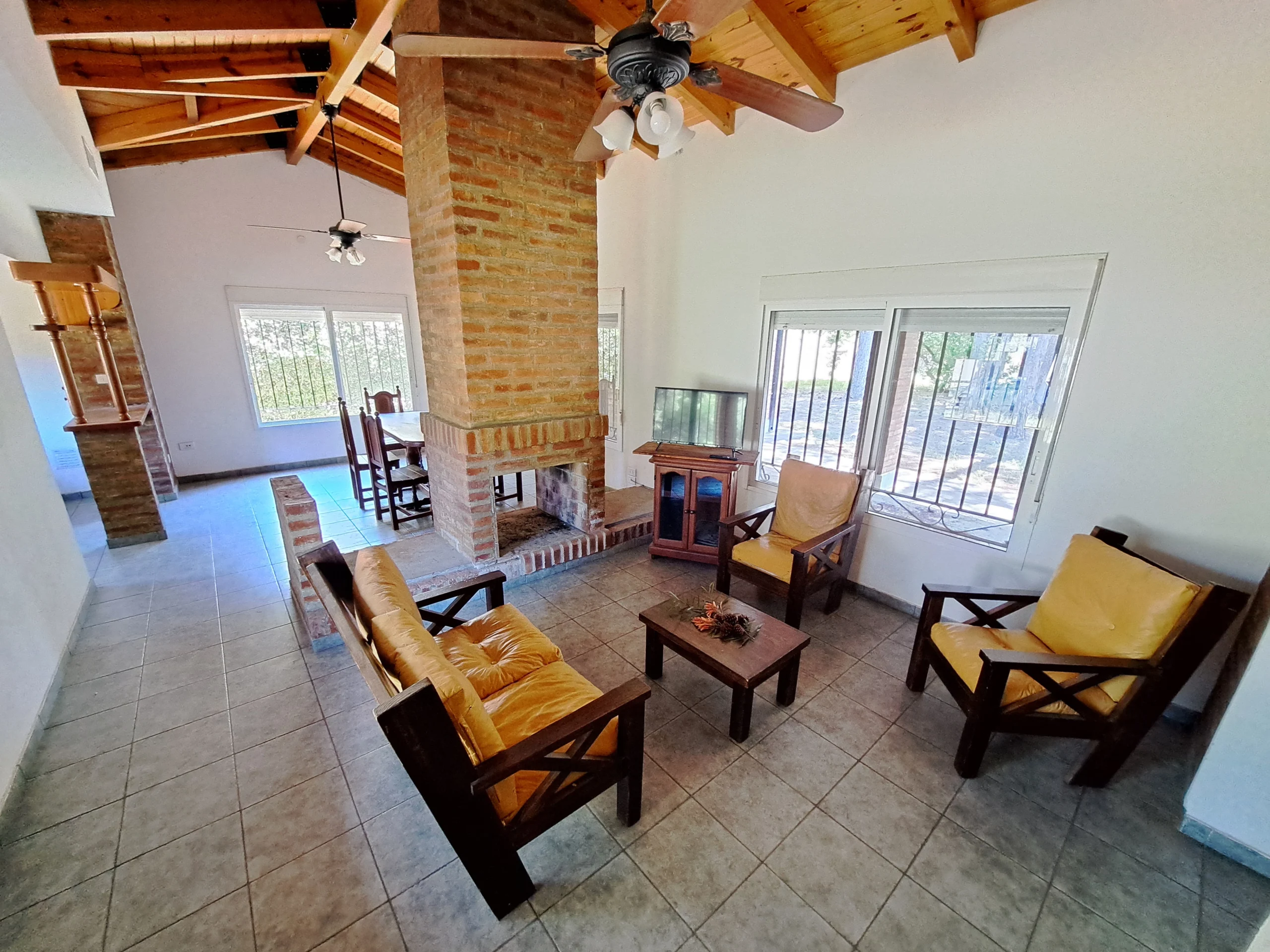 102 chalet comedor