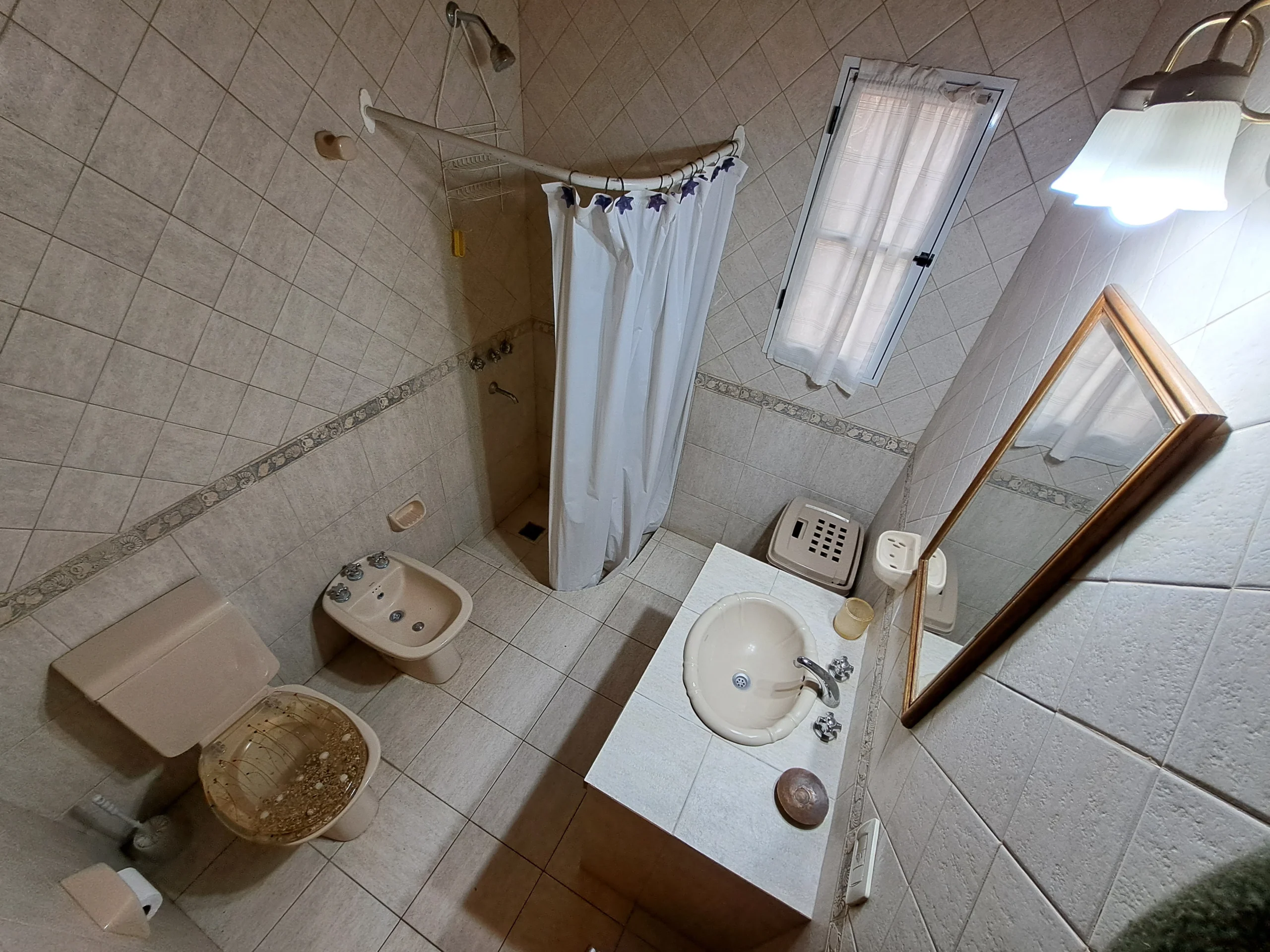 22 chalet baño