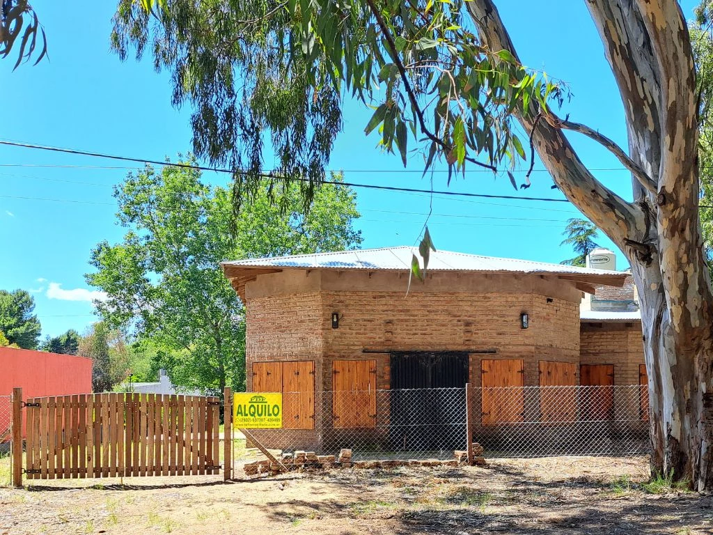 casa 44-frente, pehuen co